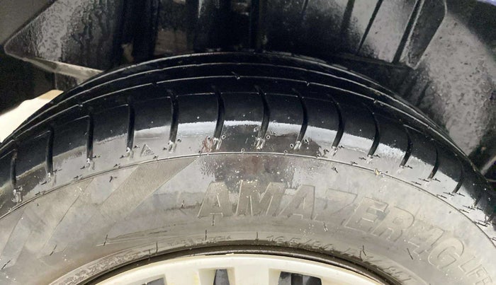 2018 Maruti Dzire VXI, Petrol, Manual, 67,542 km, Right Rear Tyre Tread