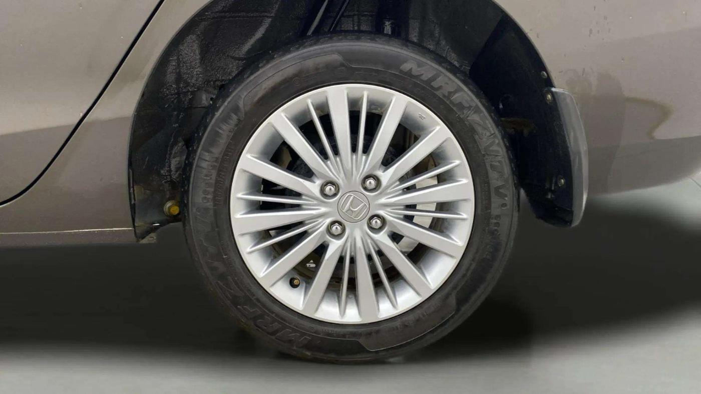 2022 Honda City 1.5L I-VTEC V CVT 5TH GEN, Petrol, Automatic, 16,073 km, Left Rear Wheel
