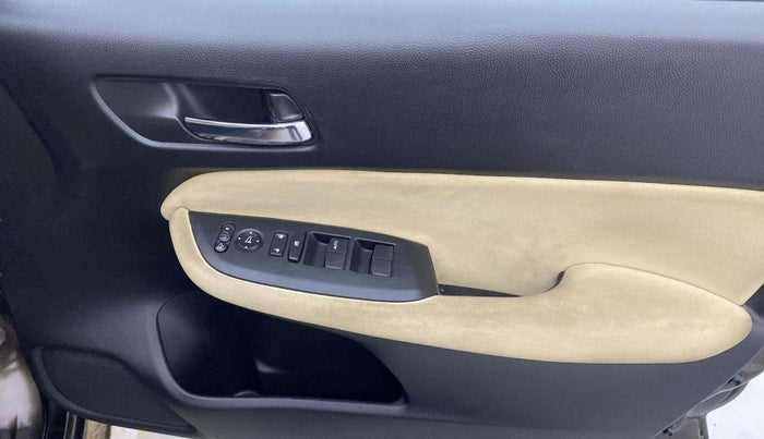 2022 Honda City 1.5L I-VTEC V CVT 5TH GEN, Petrol, Automatic, 16,073 km, Driver Side Door Panels Control