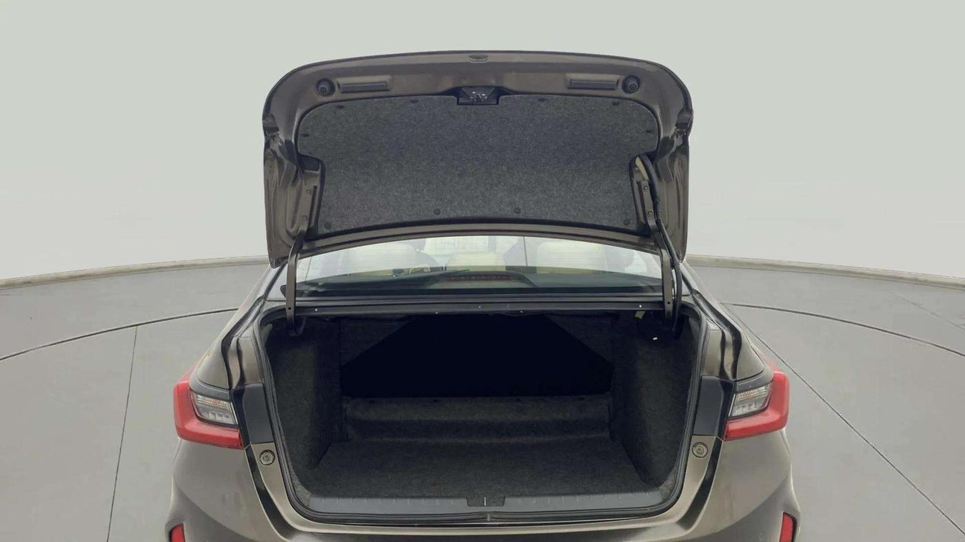 2022 Honda City 1.5L I-VTEC V CVT 5TH GEN, Petrol, Automatic, 16,073 km, Boot Door Open