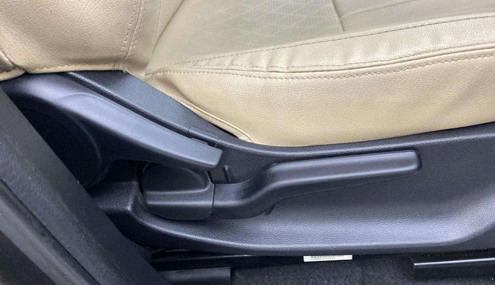 2022 Honda City 1.5L I-VTEC V CVT 5TH GEN, Petrol, Automatic, 16,073 km, Driver Side Adjustment Panel