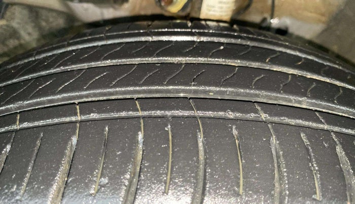 2022 Honda City 1.5L I-VTEC V CVT 5TH GEN, Petrol, Automatic, 16,073 km, Left Front Tyre Tread