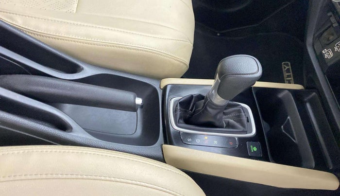 2022 Honda City 1.5L I-VTEC V CVT 5TH GEN, Petrol, Automatic, 16,073 km, Gear Lever