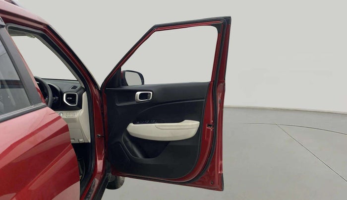 2023 Hyundai VENUE SX (O) 1.0 TURBO DCT, Petrol, Automatic, 13,123 km, RHS Front Door