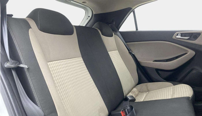2019 Hyundai Elite i20 SPORTZ PLUS  1.2 CVT, Petrol, Automatic, 35,835 km, Right Side Rear Door Cabin