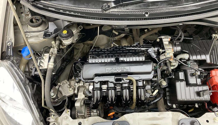 2015 Honda Brio VX AT, Petrol, Automatic, 42,184 km, Engine View - Right