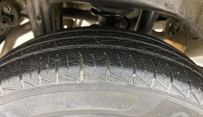 2021 Maruti Alto LXI, Petrol, Manual, 73,903 km, Right Rear Tyre Tread