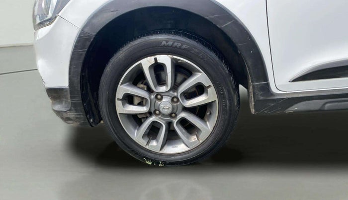 2017 Hyundai i20 Active 1.2 SX, Petrol, Manual, 1,06,044 km, Left Front Wheel
