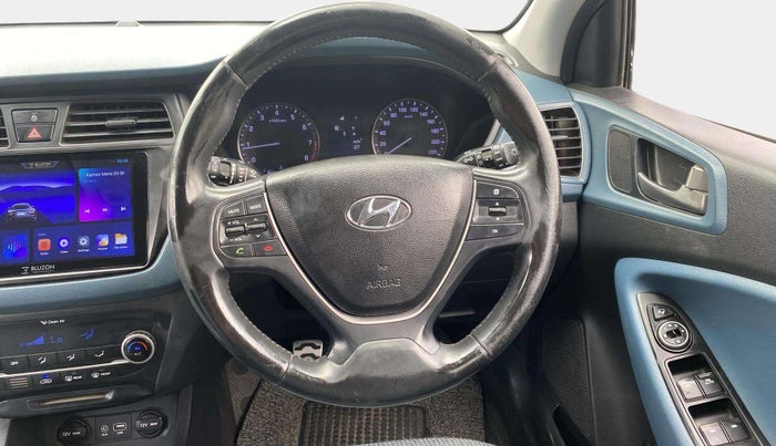 2017 Hyundai i20 Active 1.2 SX, Petrol, Manual, 1,06,044 km, Steering Wheel Close Up