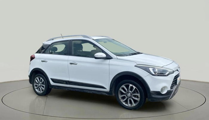 2017 Hyundai i20 Active 1.2 SX, Petrol, Manual, 1,06,044 km, Right Front Diagonal