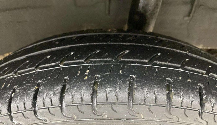 2018 Renault Kwid CLIMBER 1.0, Petrol, Manual, 18,079 km, Left Rear Tyre Tread