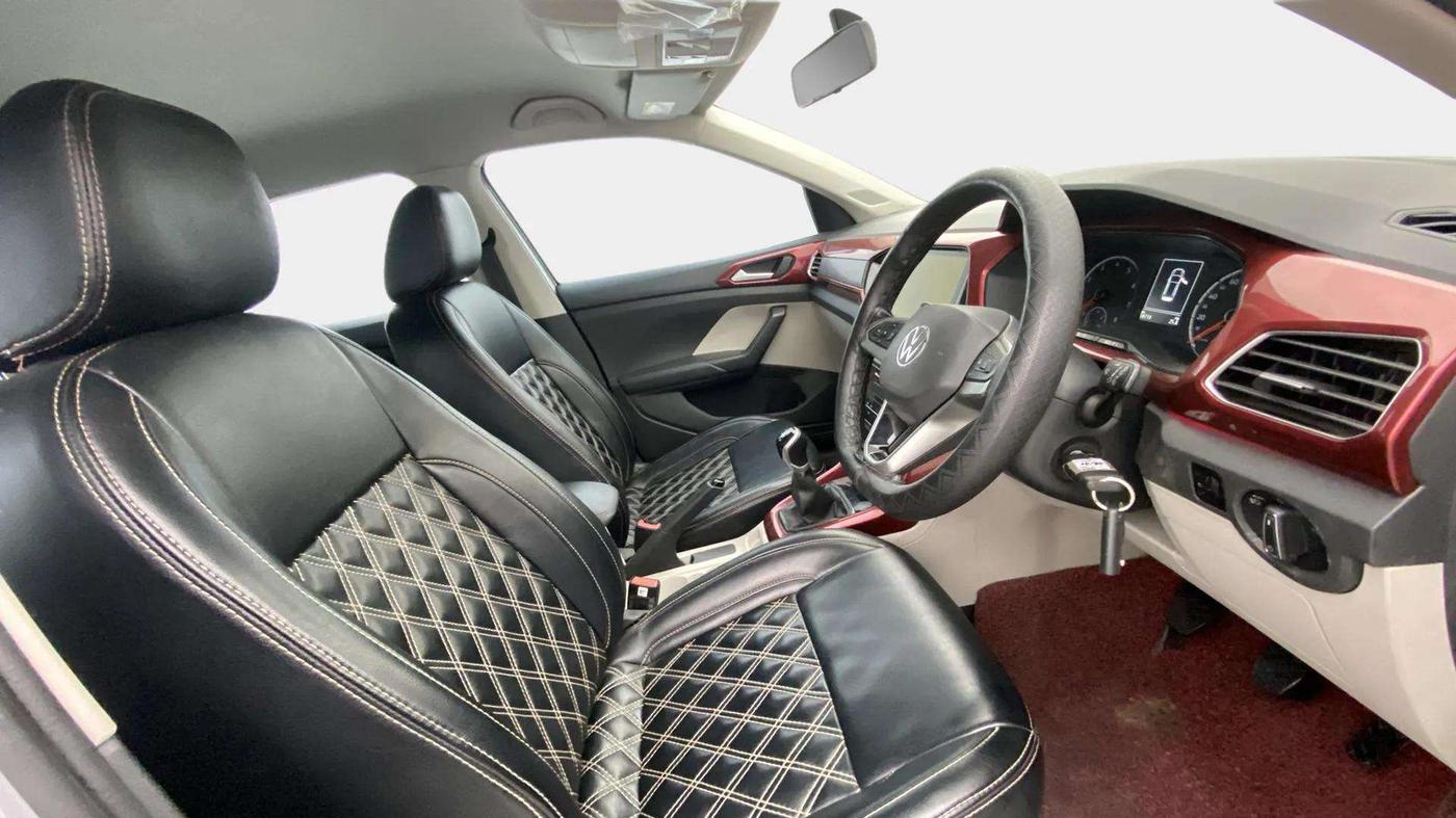 2021 Volkswagen TAIGUN GT 1.5 TSI MT, Petrol, Manual, 58,726 km, Right Side Front Door Cabin