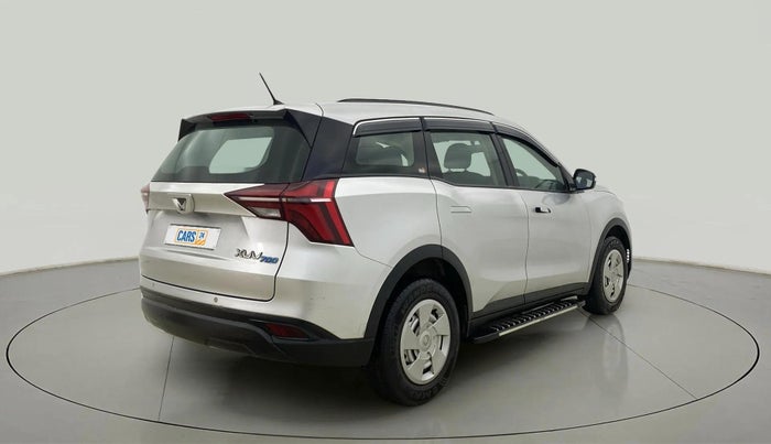 2022 Mahindra XUV700 MX P MT 5 STR, Petrol, Manual, 10,908 km, Right Back Diagonal