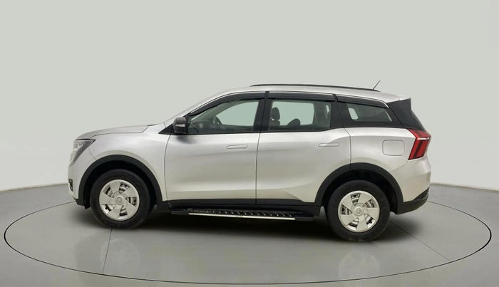 2022 Mahindra XUV700 MX P MT 5 STR, Petrol, Manual, 10,908 km, Left Side
