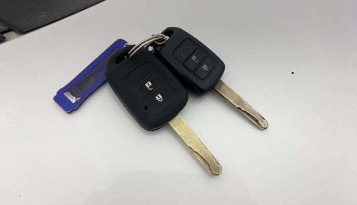 2018 Honda Jazz 1.2L I-VTEC V CVT, Petrol, Automatic, 56,938 km, Key Close Up