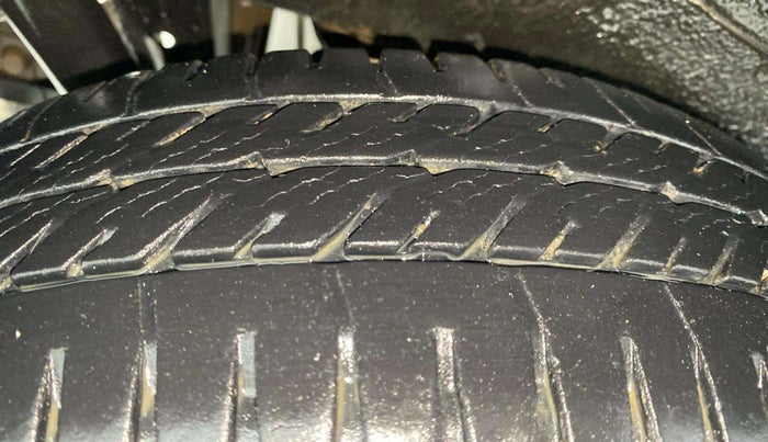 2014 Maruti Wagon R 1.0 VXI, Petrol, Manual, 41,542 km, Right Rear Tyre Tread