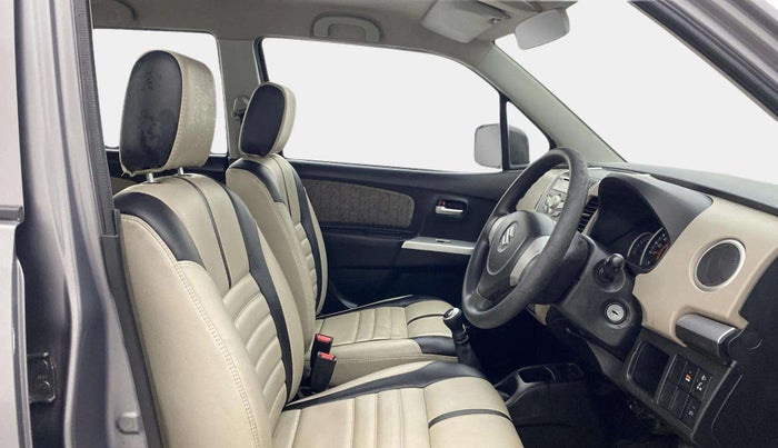 2014 Maruti Wagon R 1.0 VXI, Petrol, Manual, 41,542 km, Right Side Front Door Cabin