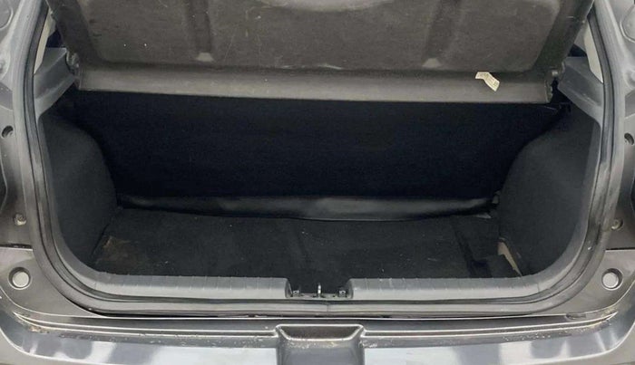2020 Hyundai GRAND I10 NIOS SPORTZ AMT 1.2 KAPPA VTVT, Petrol, Automatic, 62,502 km, Boot Inside