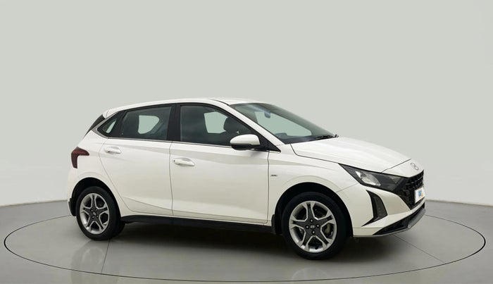 2024 Hyundai NEW I20 SPORTZ 1.2 IVT, Petrol, Automatic, 7,081 km, Right Front Diagonal