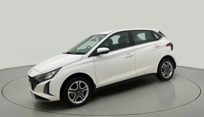 2024 Hyundai NEW I20 SPORTZ 1.2 IVT, Petrol, Automatic, 7,081 km, Left Front Diagonal