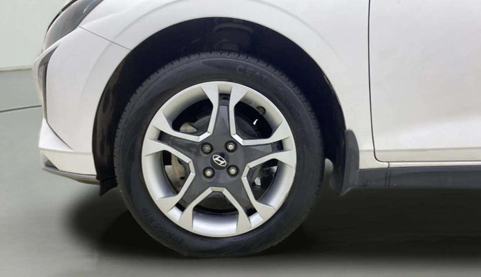2024 Hyundai NEW I20 SPORTZ 1.2 IVT, Petrol, Automatic, 7,081 km, Left Front Wheel