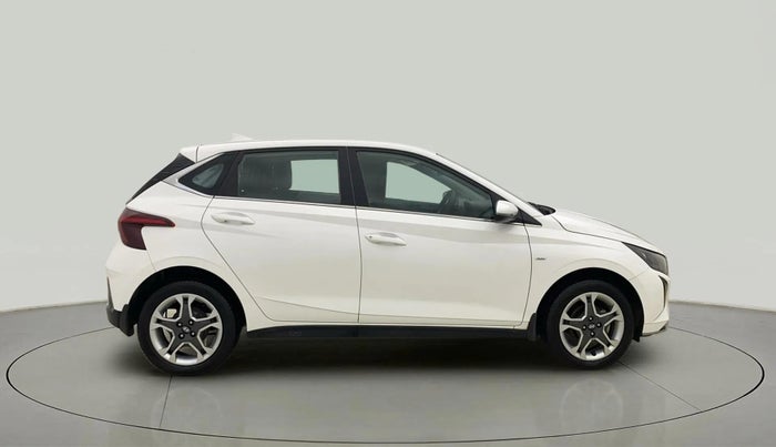 2024 Hyundai NEW I20 SPORTZ 1.2 IVT, Petrol, Automatic, 7,081 km, Right Side View