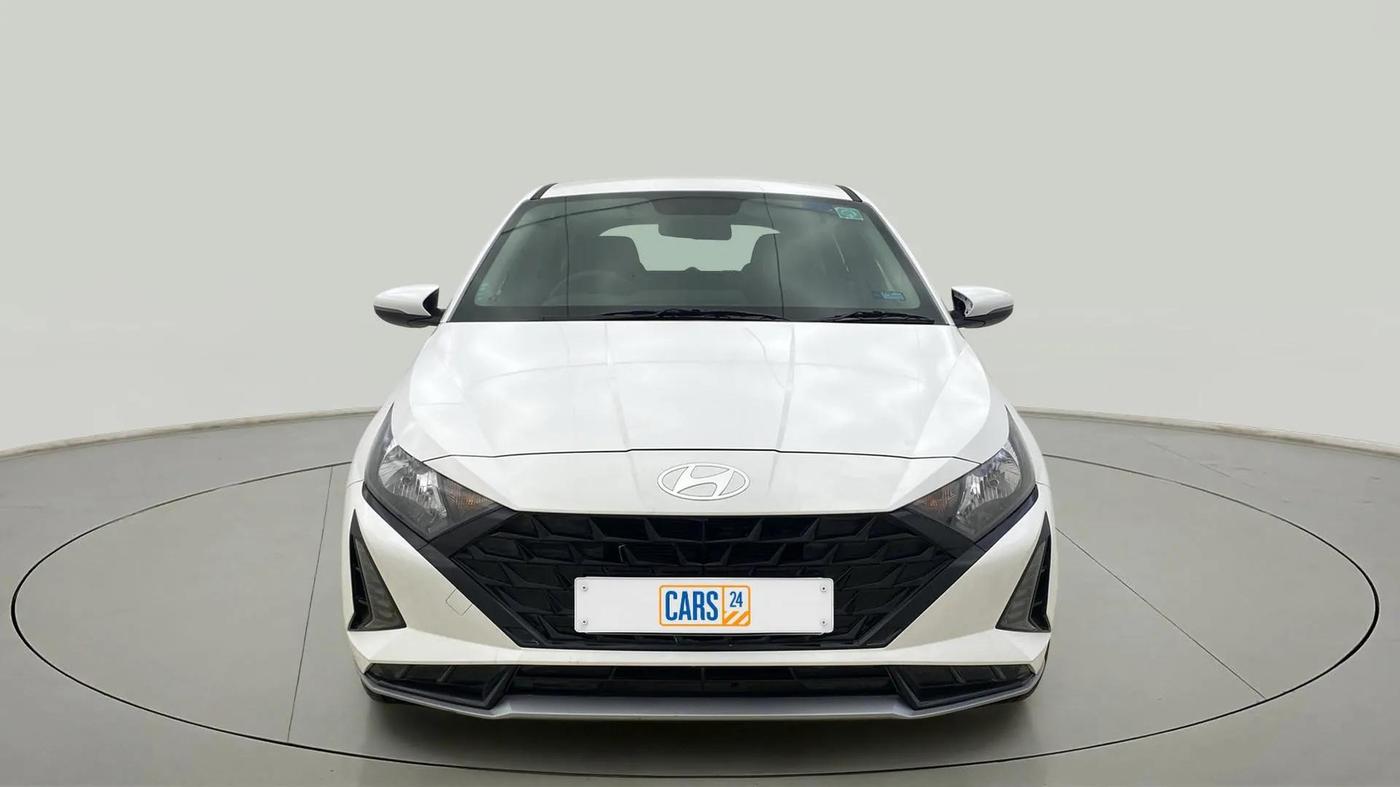 2024 Hyundai NEW I20 SPORTZ 1.2 IVT, Petrol, Automatic, 7,081 km, Front
