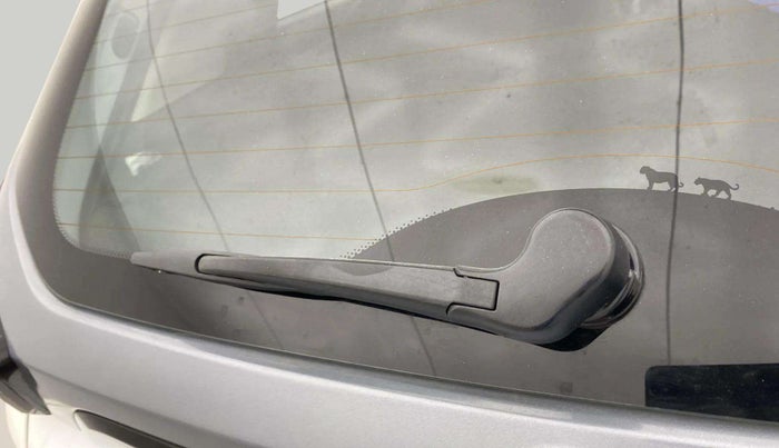 2022 Tata NEXON XZ PLUS (HS) PETROL DUAL TONE, Petrol, Manual, 31,367 km, Rear Wiper