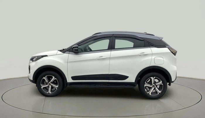 2022 Tata NEXON XZ PLUS (HS) PETROL DUAL TONE, Petrol, Manual, 31,367 km, Left Side
