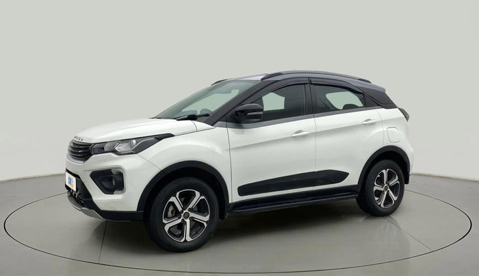 2022 Tata NEXON XZ PLUS (HS) PETROL DUAL TONE, Petrol, Manual, 31,367 km, Left Front Diagonal