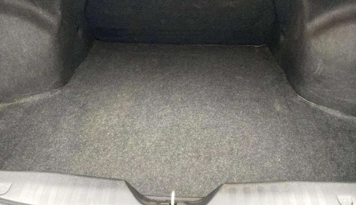 2015 Maruti Ciaz ZXI, Petrol, Manual, 26,826 km, Boot Inside
