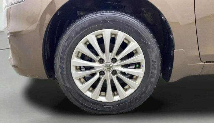 2015 Maruti Ciaz ZXI, Petrol, Manual, 26,826 km, Left Front Wheel