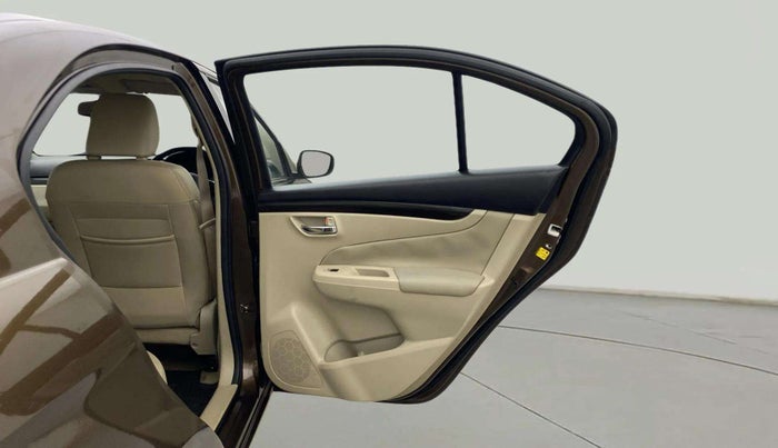 2015 Maruti Ciaz ZXI, Petrol, Manual, 26,826 km, RHS Rear Door