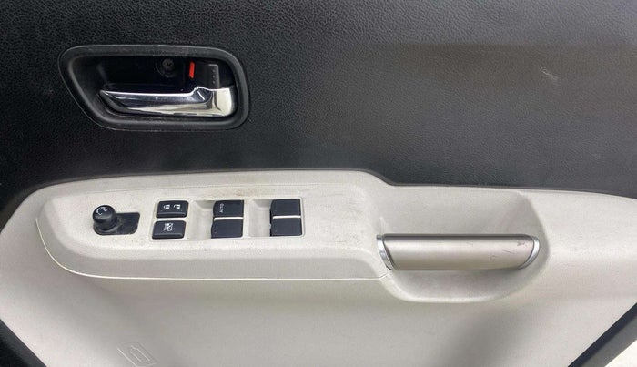 2018 Maruti IGNIS DELTA 1.2, Petrol, Manual, 38,370 km, Driver Side Door Panels Control