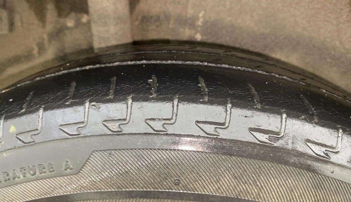 2018 Maruti IGNIS DELTA 1.2, Petrol, Manual, 38,370 km, Right Rear Tyre Tread