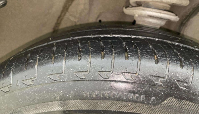 2018 Maruti IGNIS DELTA 1.2, Petrol, Manual, 38,370 km, Right Front Tyre Tread