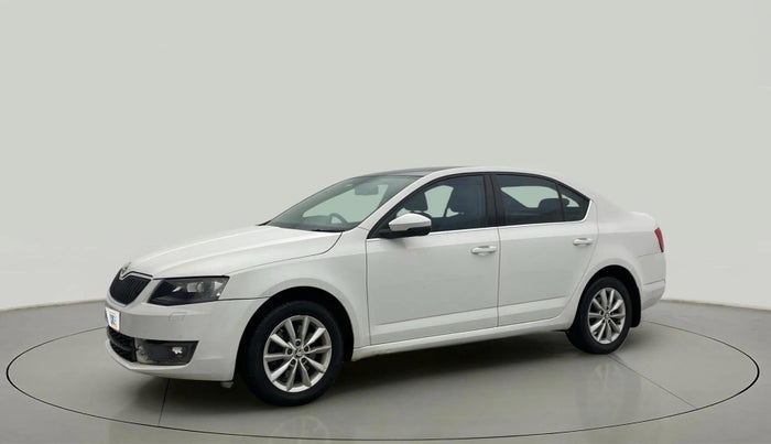 2015 Skoda Octavia STYLE PLUS AT 1.8 TSI, Petrol, Automatic, 70,481 km, Left Front Diagonal