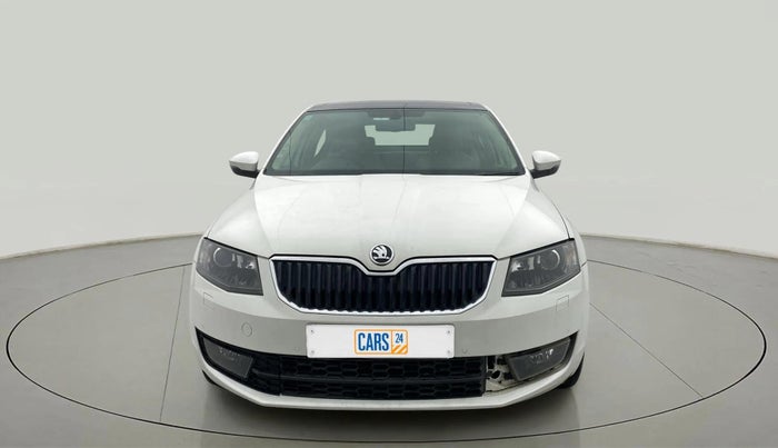 2015 Skoda Octavia STYLE PLUS AT 1.8 TSI, Petrol, Automatic, 70,481 km, Front