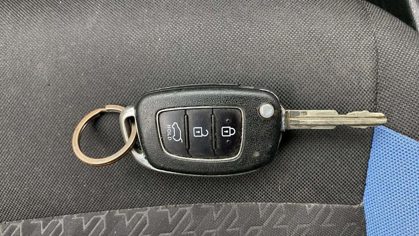 2018 Hyundai i20 Active 1.2 S, Petrol, Manual, 83,352 km, Key Close Up