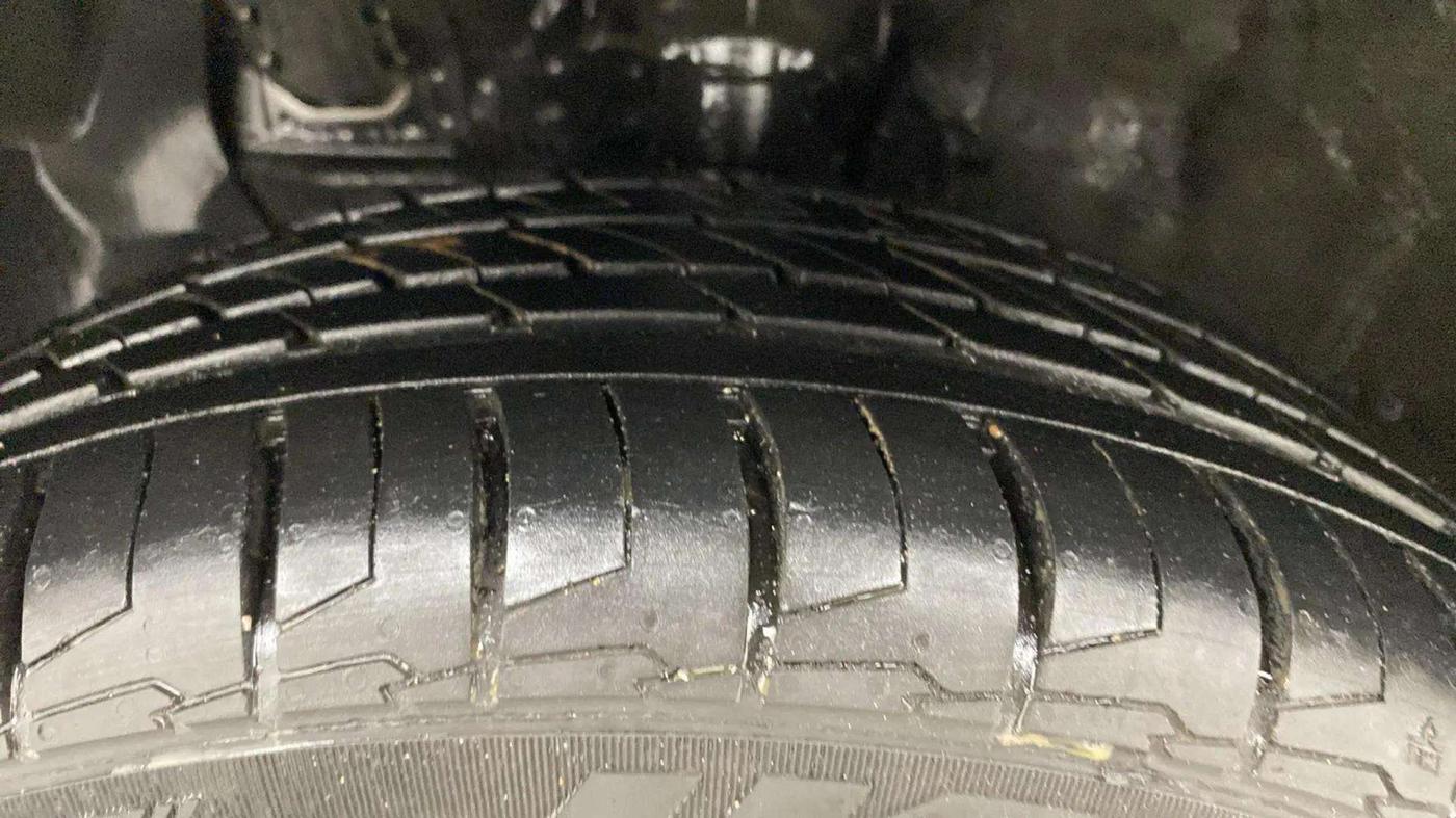 2018 Hyundai i20 Active 1.2 S, Petrol, Manual, 83,352 km, Left Front Tyre Tread