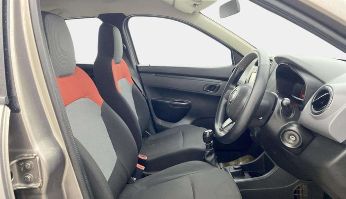 2017 Renault Kwid RXT 1.0, Petrol, Manual, 34,967 km, Right Side Front Door Cabin