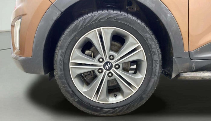 2017 Hyundai Creta SX PLUS 1.6 PETROL SPECIAL EDITION, Petrol, Manual, 81,403 km, Left Front Wheel