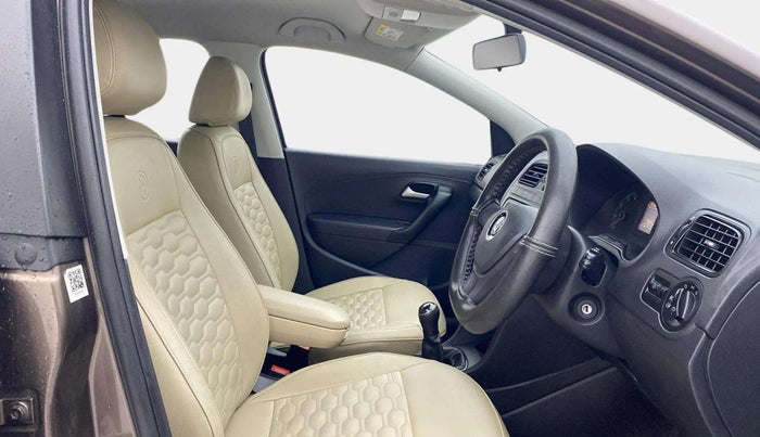 2020 Volkswagen Polo COMFORTLINE PLUS 1.0L MPI, Petrol, Manual, 74,219 km, Right Side Front Door Cabin