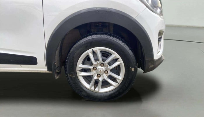 2023 Renault TRIBER RXT, Petrol, Manual, 27,341 km, Right Front Wheel