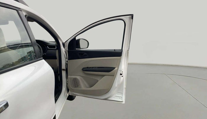2023 Renault TRIBER RXT, Petrol, Manual, 27,341 km, RHS Front Door
