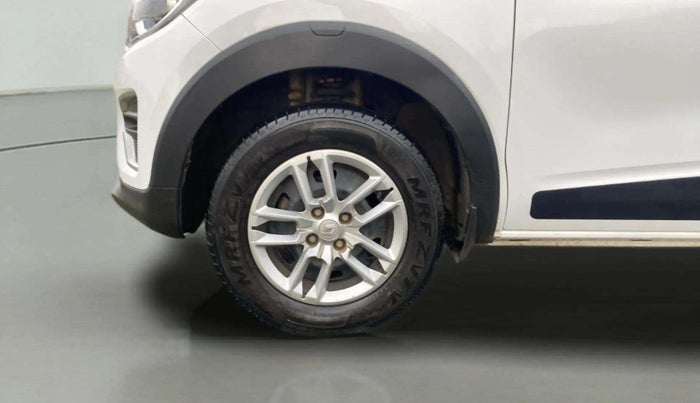 2023 Renault TRIBER RXT, Petrol, Manual, 27,341 km, Left Front Wheel