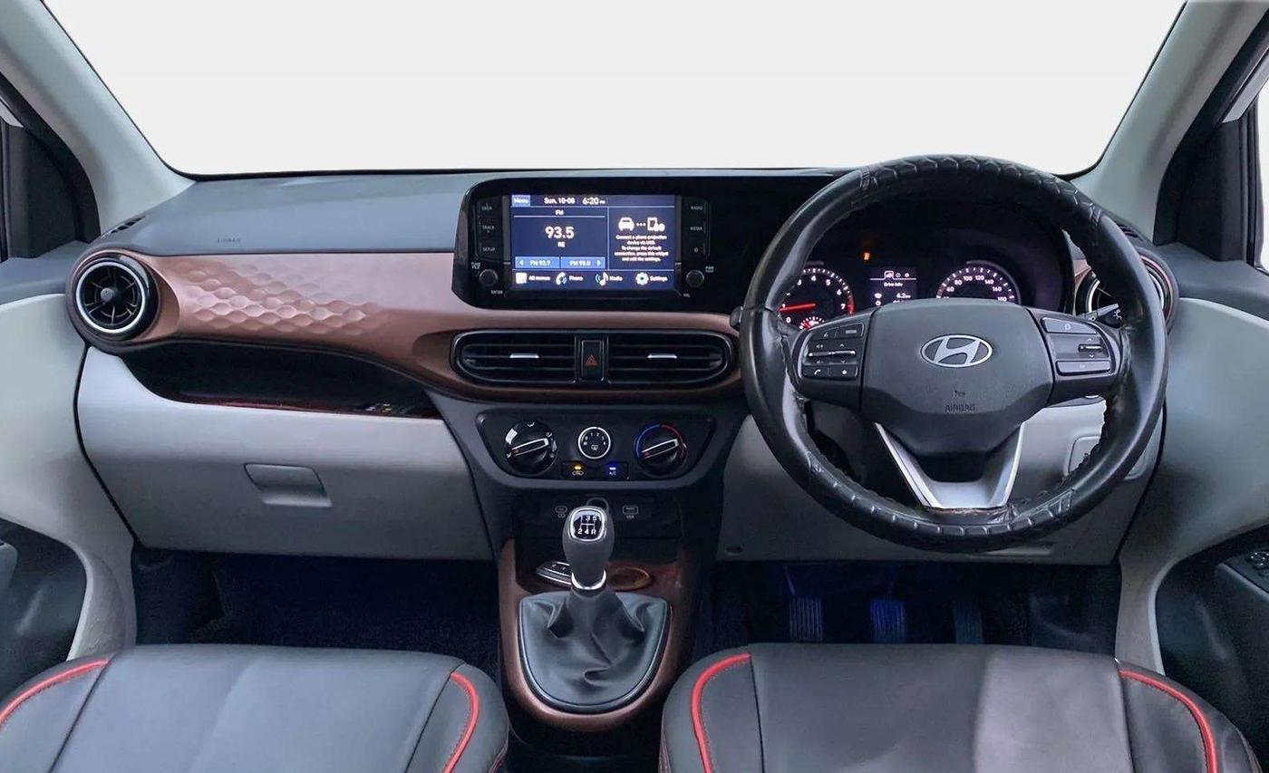 2023 Hyundai AURA SX 1.2 CNG, CNG, Manual, 35,767 km, Dashboard