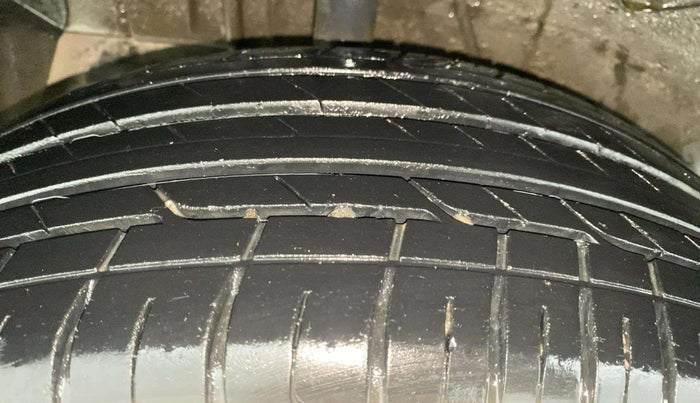 2021 Tata NEXON XZ PETROL, Petrol, Manual, 31,906 km, Right Rear Tyre Tread
