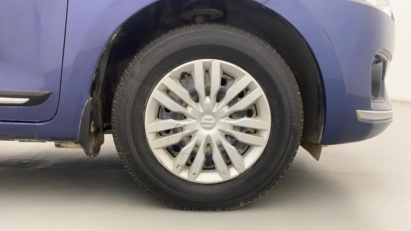 2017 Maruti Dzire VXI, Petrol, Manual, 38,705 km, Right Front Wheel