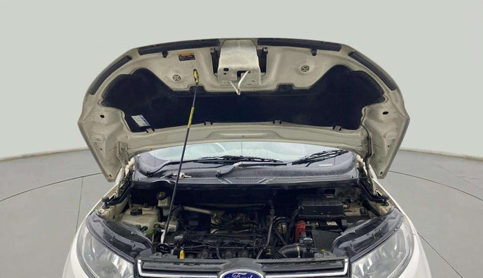 2014 Ford Ecosport TITANIUM 1.5L PETROL AT, Petrol, Automatic, 1,01,533 km, Open Bonet